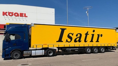 Isatir refuerza su flota con remolques Kögel Cargo FlexiUse