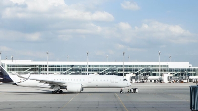 UNO reclama a AENA mejoras para el transporte en el aeropuerto de Barajas