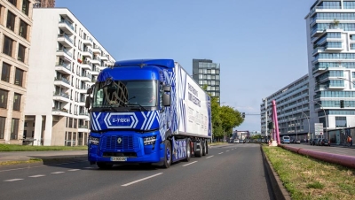 Resultados comerciales de Renault Trucks en 2024: un sólido rendimiento y una transición acelerada hacia el transporte descarbonizado