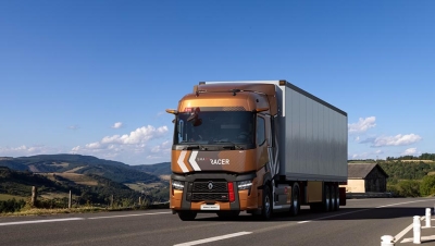 Renault Trucks lanza la edición 2025 de su gama alta con mejoras en consumo y seguridad