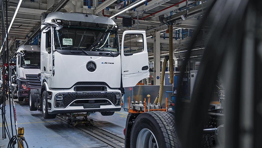 Fabricación del camión eléctrico Mercedes eActros