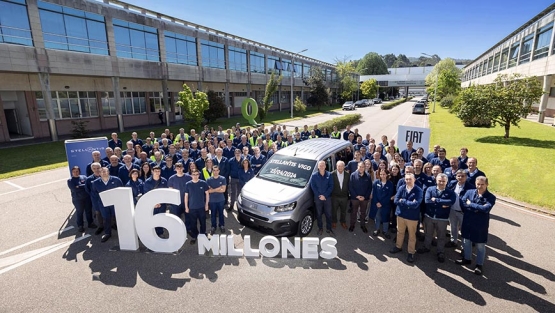 Stellantis Vigo celebra la producción del vehículo 16 Millones (y es eléctrico)